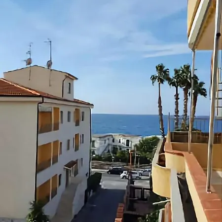 Casa Vacanze Belvedere Dom wakacyjny *